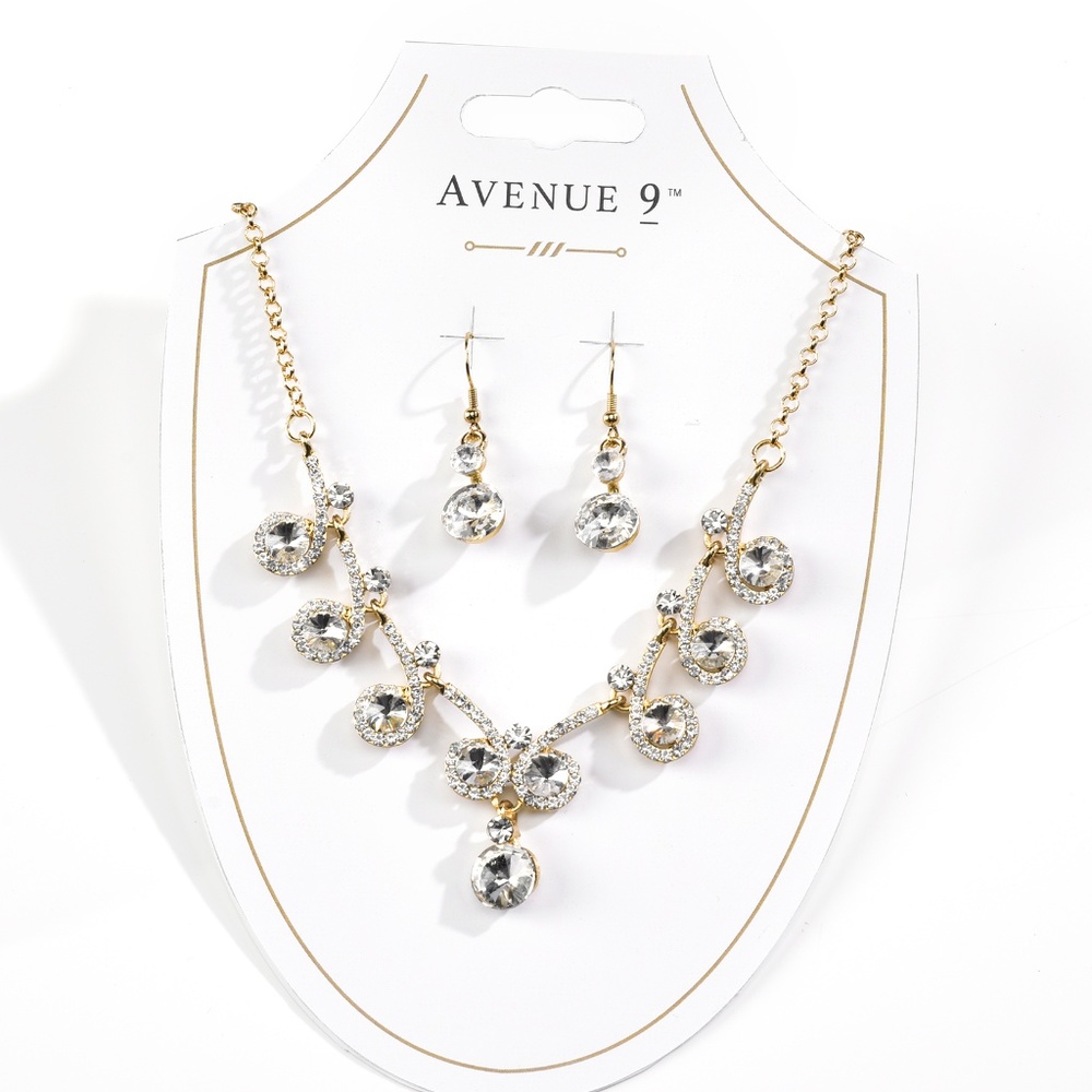 Necklace and Earring set